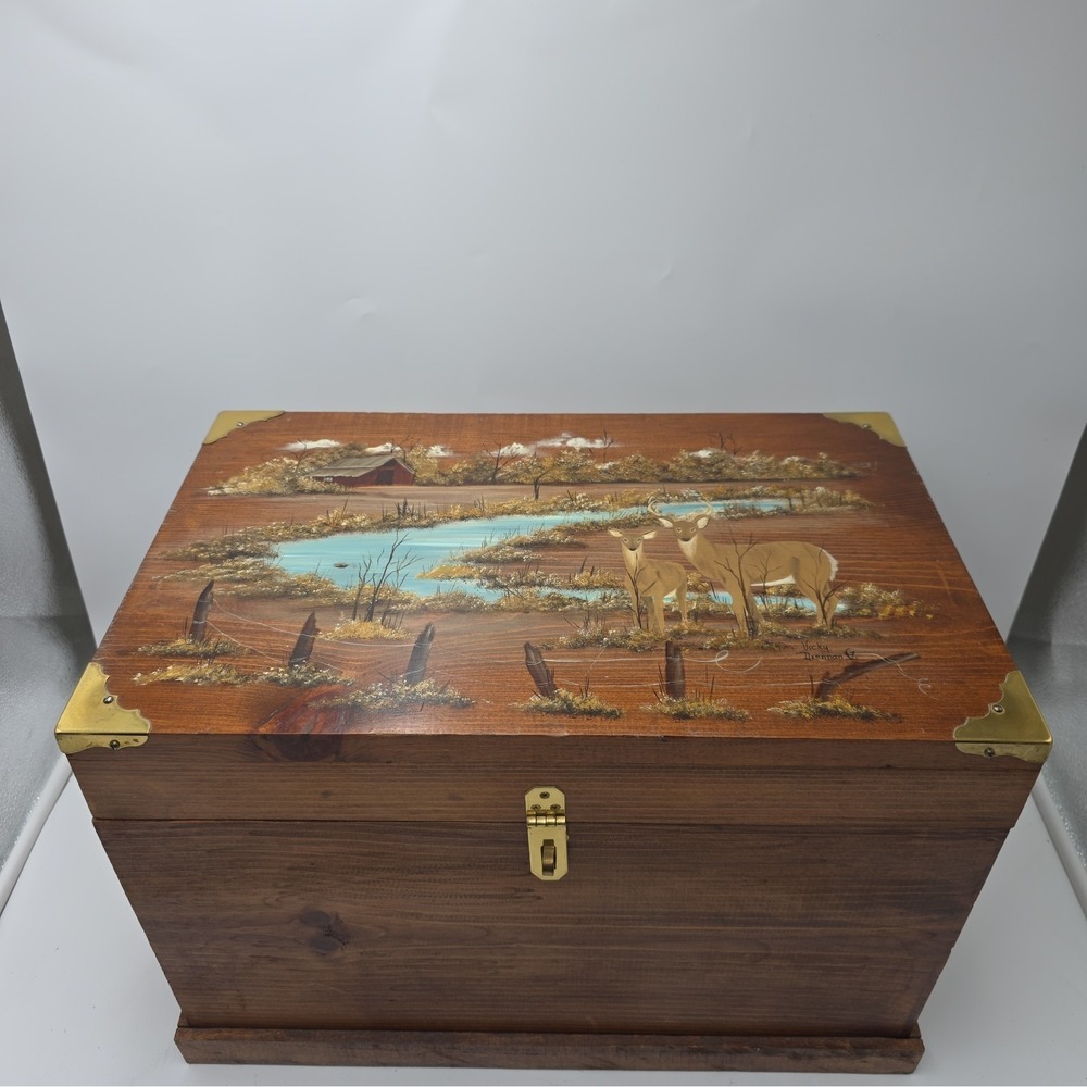 Vintage Artistic Cedar Chest Storage Box w/brass hardware 18.5" x 11.5" x 12.5"